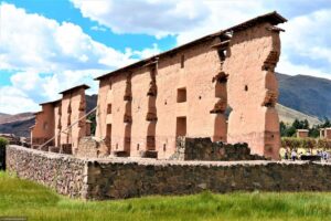 Lee más sobre el artículo El Centro Arqueológico De Raqchi